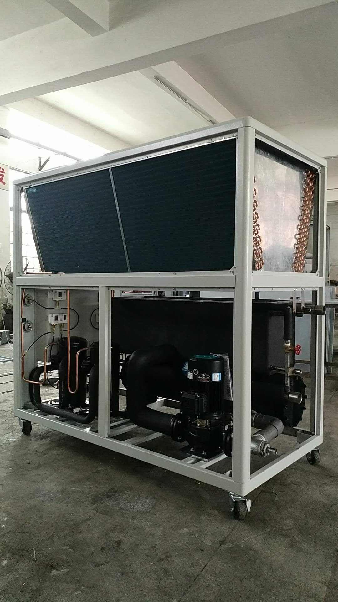 40 kw  chiller.jpg
