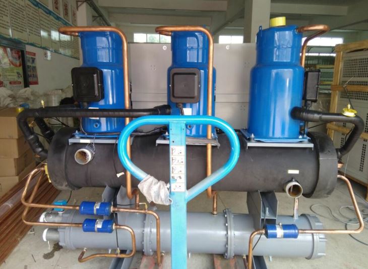 150 kw vodou chlazený chladič Scroll